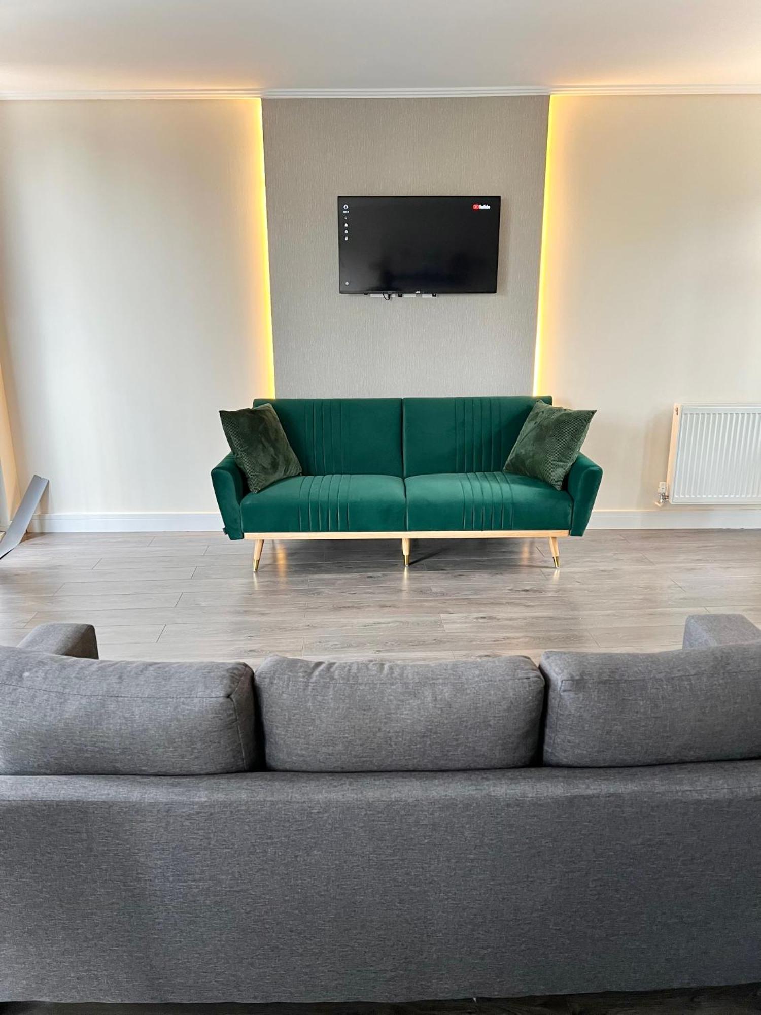 Appartement Luxuries 2 Bed Flat In Canary Wharf Londen