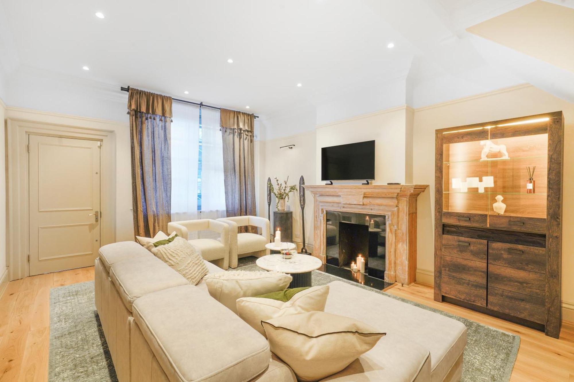 Spacious And Modern 4 Beds In Kensington Appartement Londres