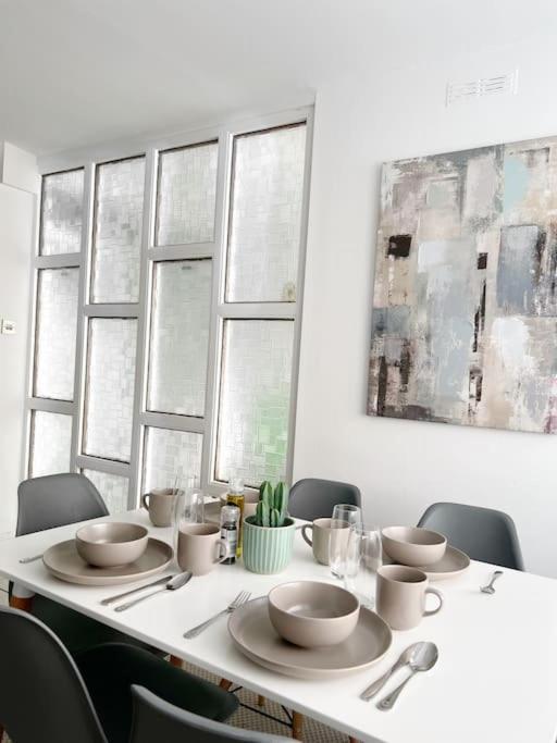 Holiday home Beautiful Mews, Sleeps 4 London