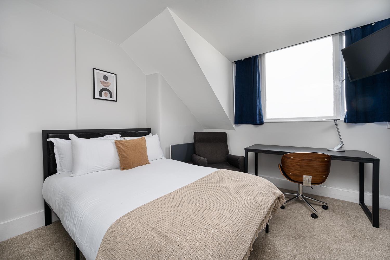 D8 House Apartment London