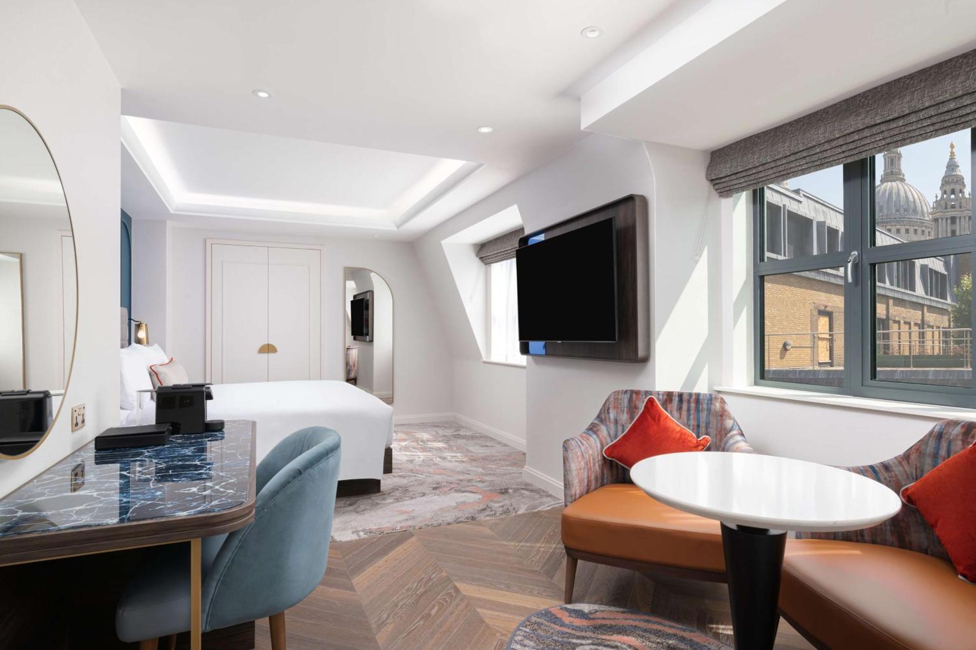 Hotel Lost St Pauls London, Curio Collection By Hilton London