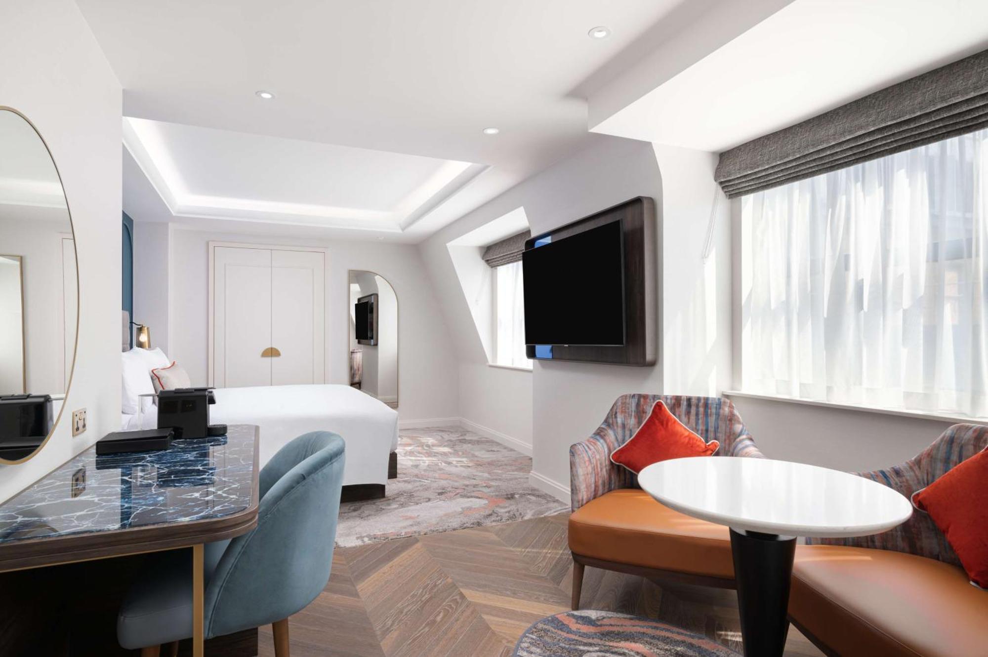 Hotel Lost St Pauls London, Curio Collection By Hilton London