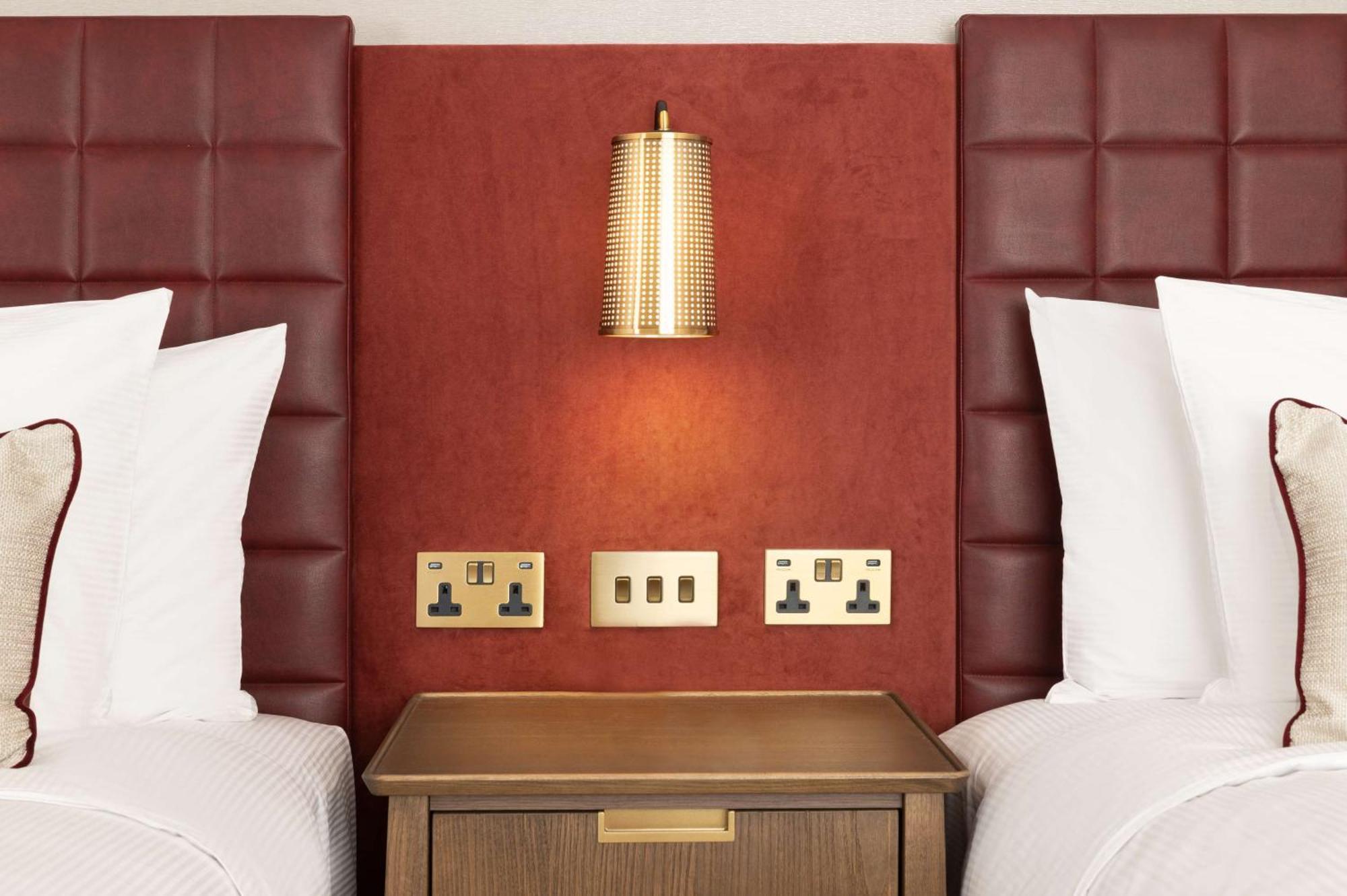 Lost St Pauls London, Curio Collection By Hilton 4* London