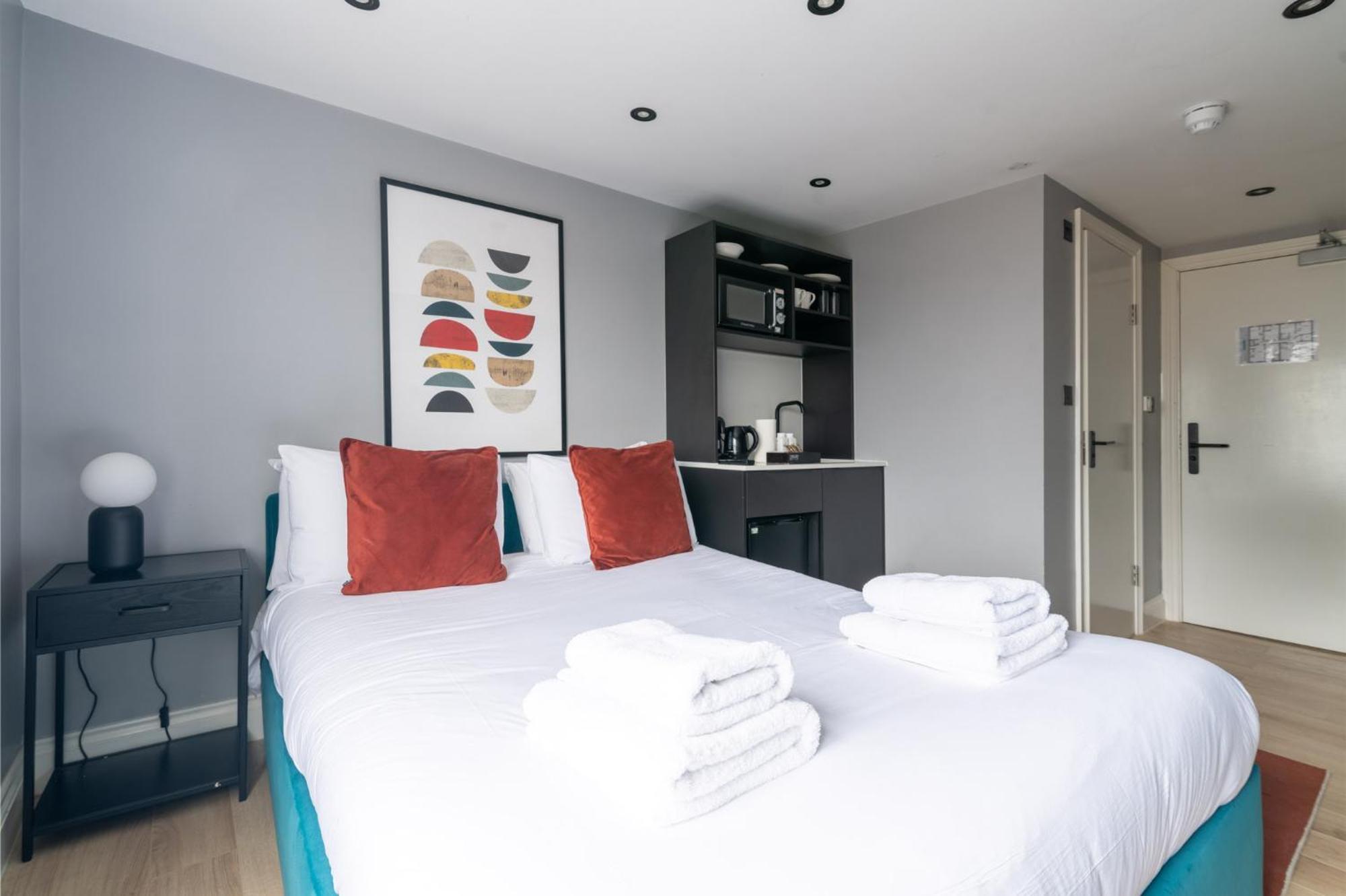 Kensington - Philbeach Gardens Apartment *