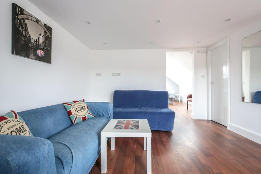 Large Modern Spacious House 6 Bedrooms 5 Bathrooms Feriehus *