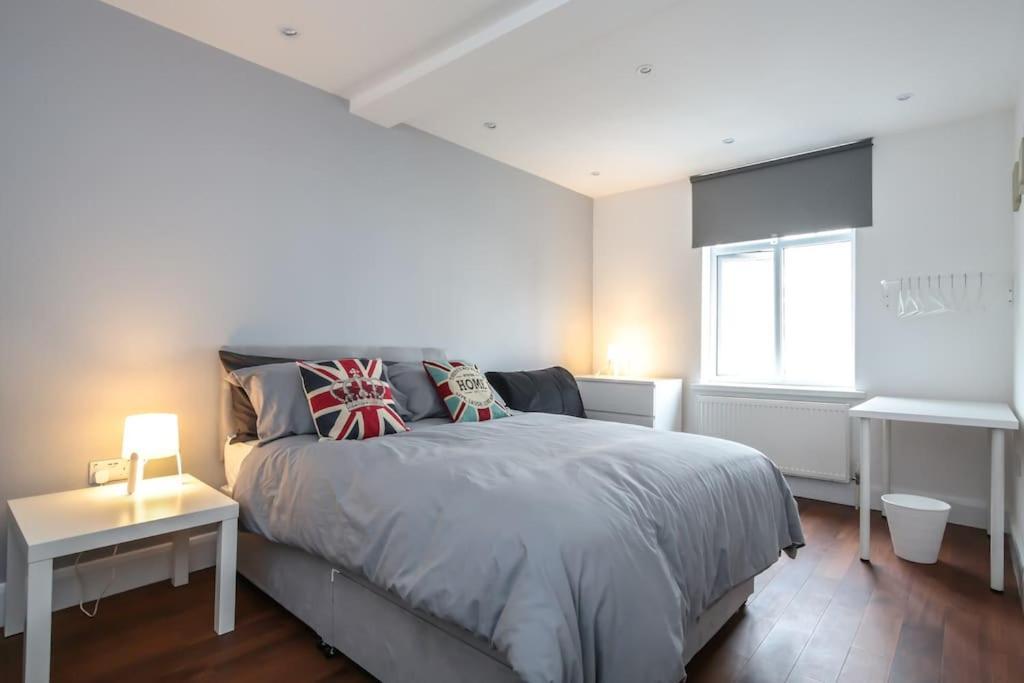 Feriehus Large Modern Spacious House 6 Bedrooms 5 Bathrooms London