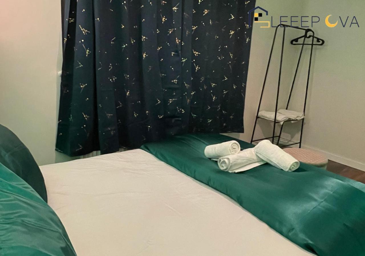 Premium Offers L Last-Minute Escape L Luxury & Spacious 2 Bedroom Flat Families Business Relocation Sleepova Short Lets & Serviced Accommodation London