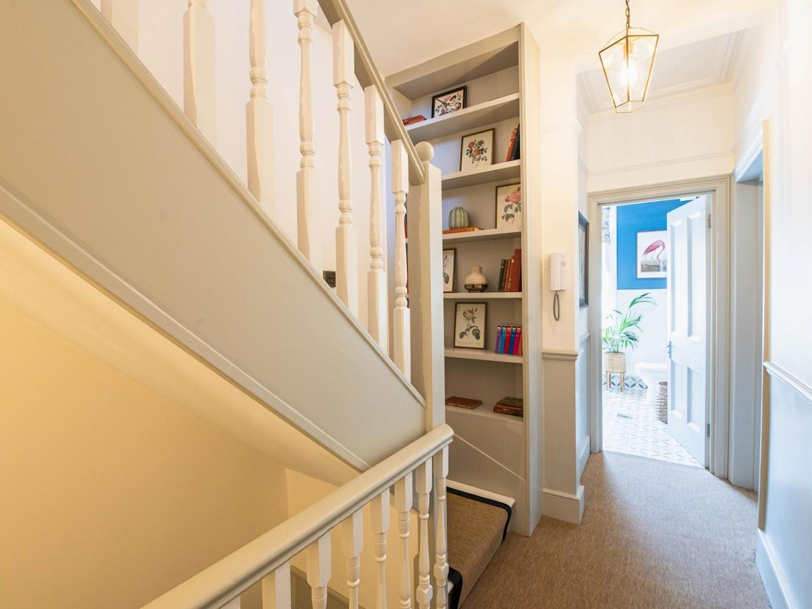 Interior Designed Stylish Flat In Fulham - 5 Min Walk To River Thames - Pass The Keys *
