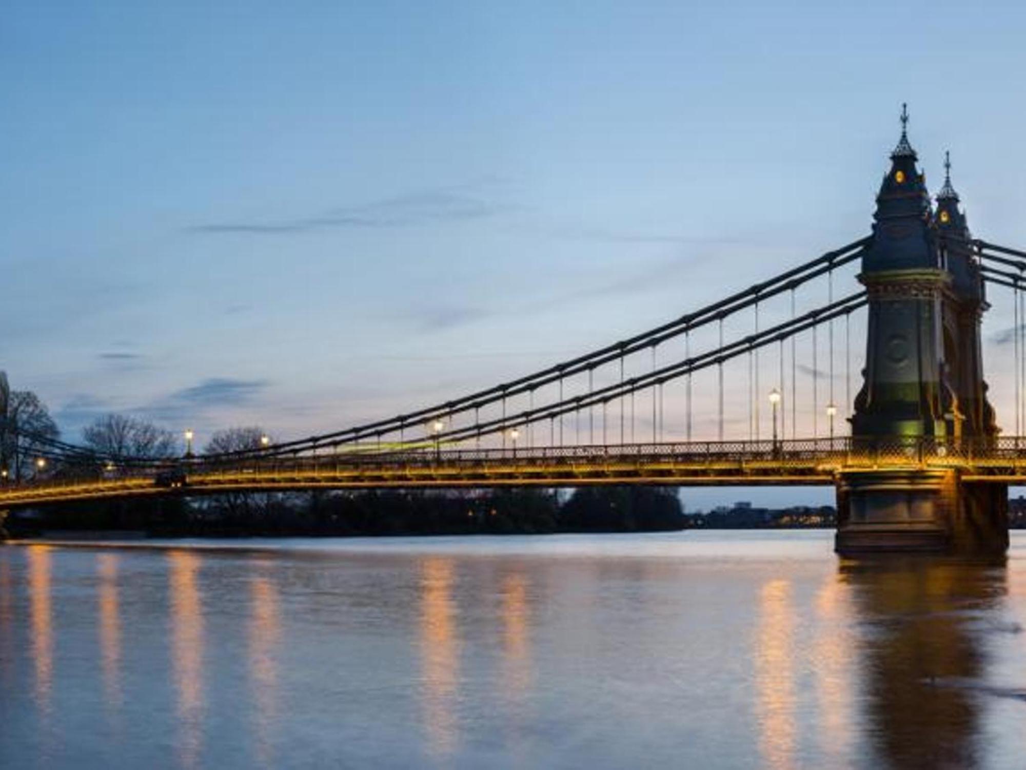 Interior Designed Stylish Flat In Fulham - 5 Min Walk To River Thames - Pass The Keys