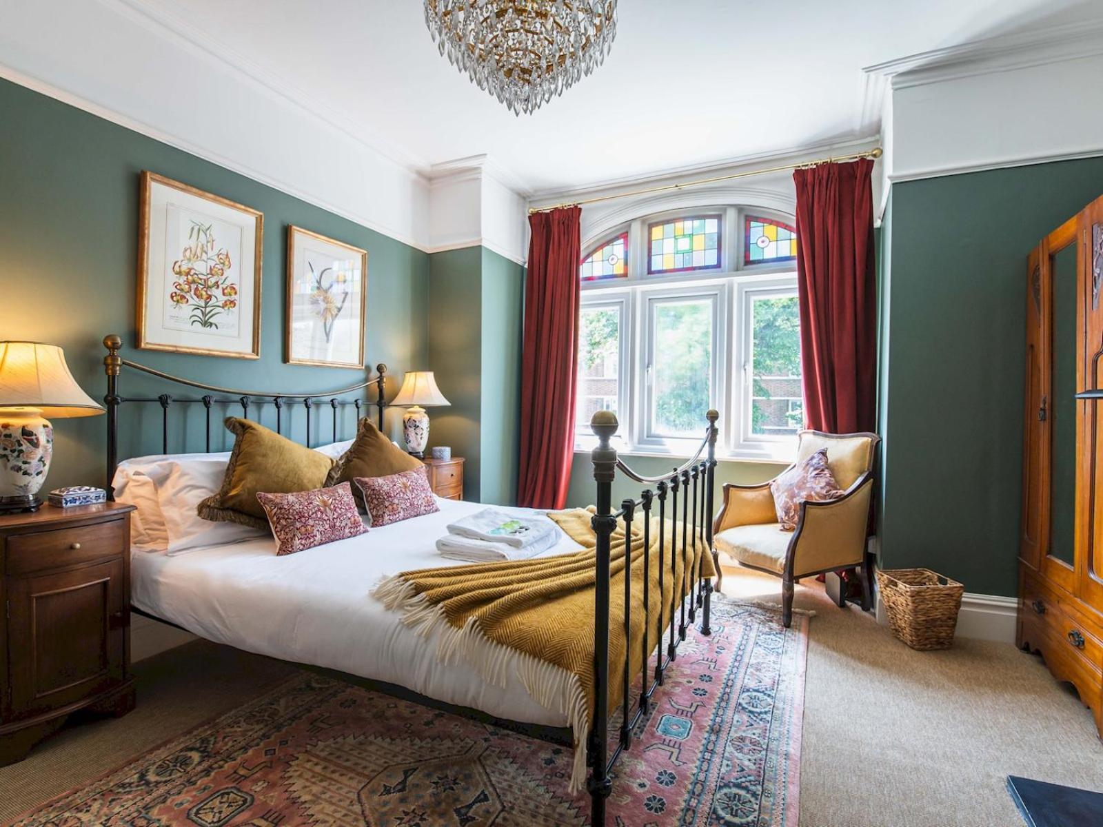 Interior Designed Stylish Flat In Fulham - 5 Min Walk To River Thames - Pass The Keys Apartment