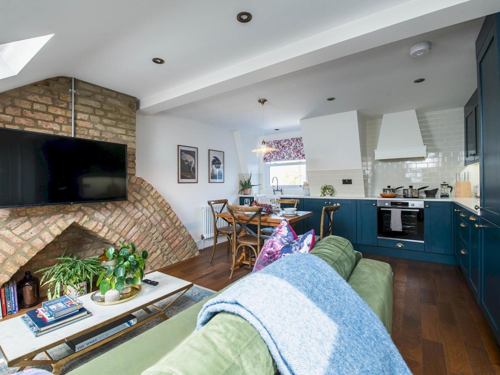 Interior Designed Stylish Flat In Fulham - 5 Min Walk To River Thames - Pass The Keys Apartment *