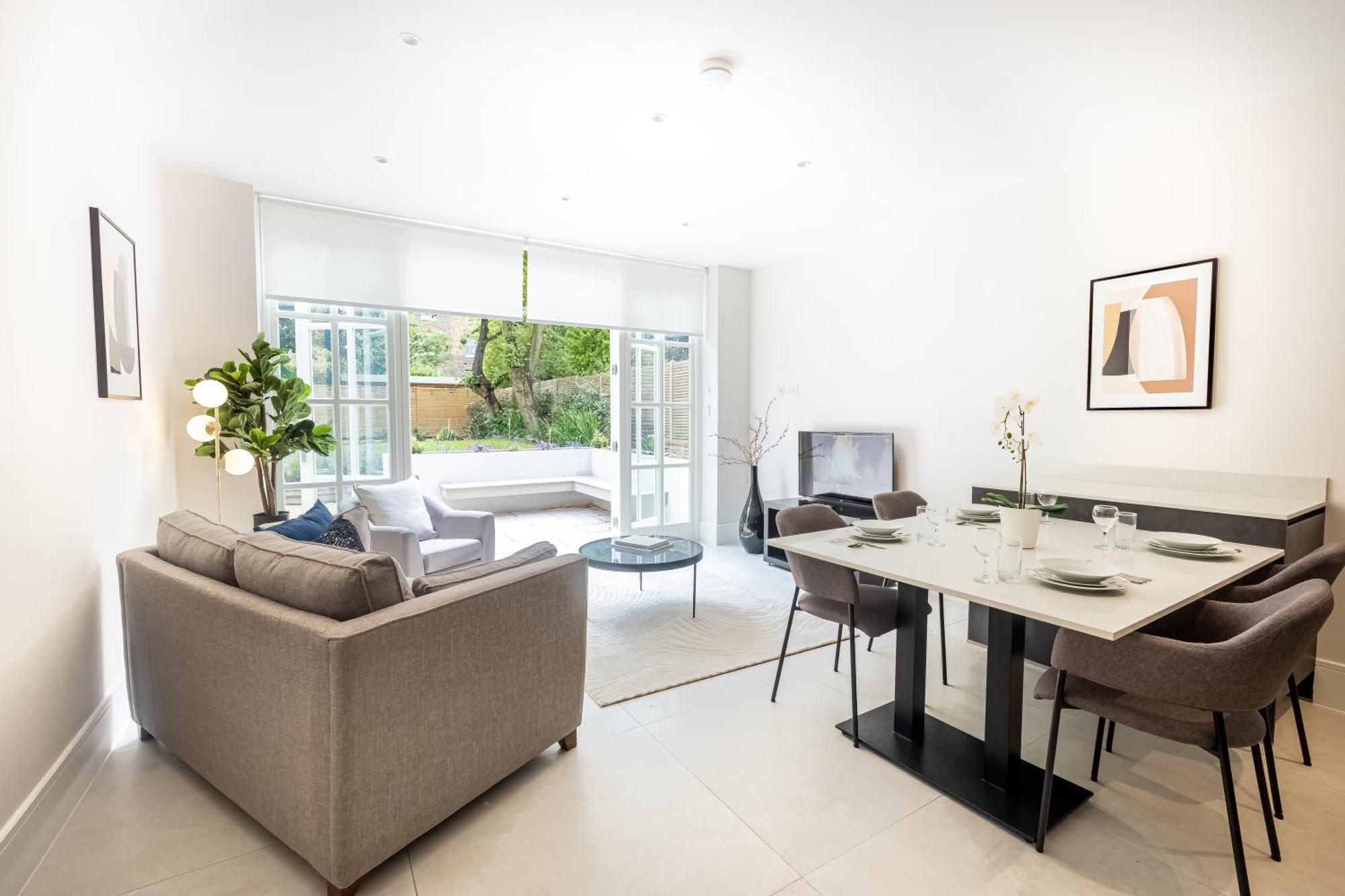 Premier Near Camden Markets Very Close To Tube Stations By Sojo *