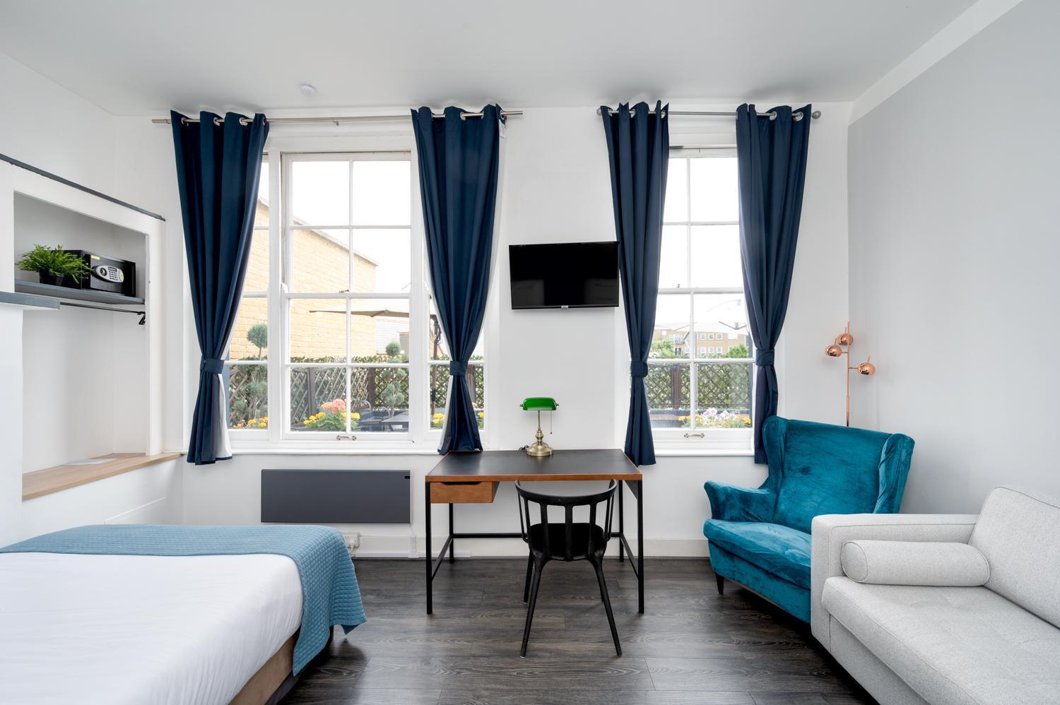 Apartment D8 House London