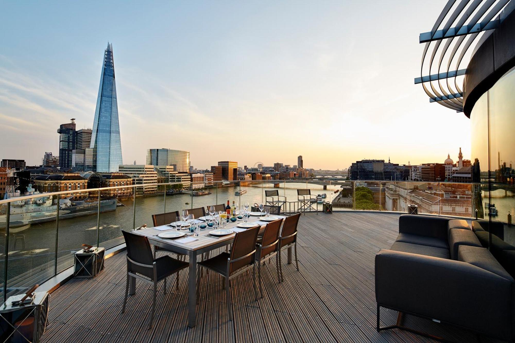 Cheval Three Quays At The Tower Of 5*