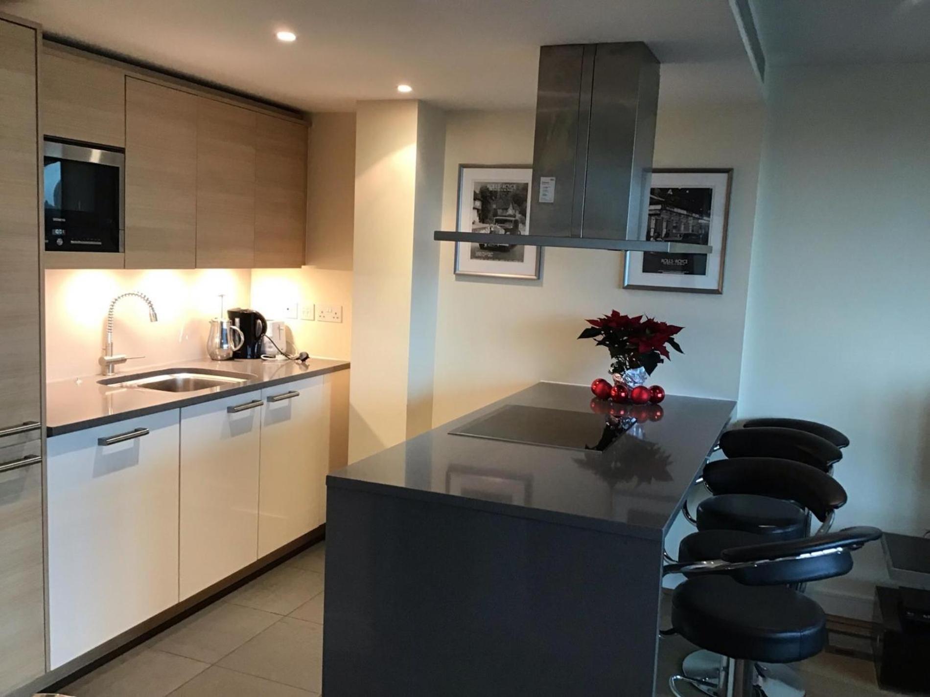 Luxury Modern 2bd Flat In Centre Apartment