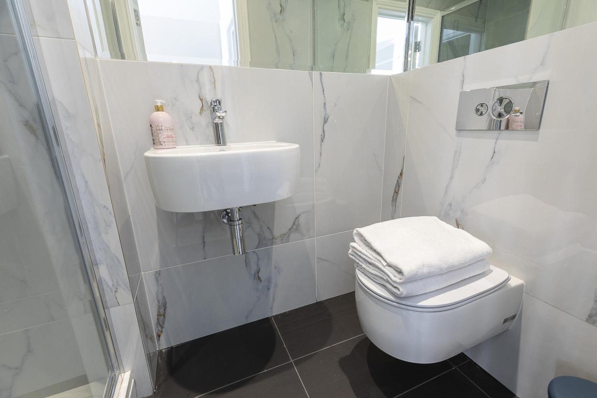 Air Conditioned High St Kensington Appartement