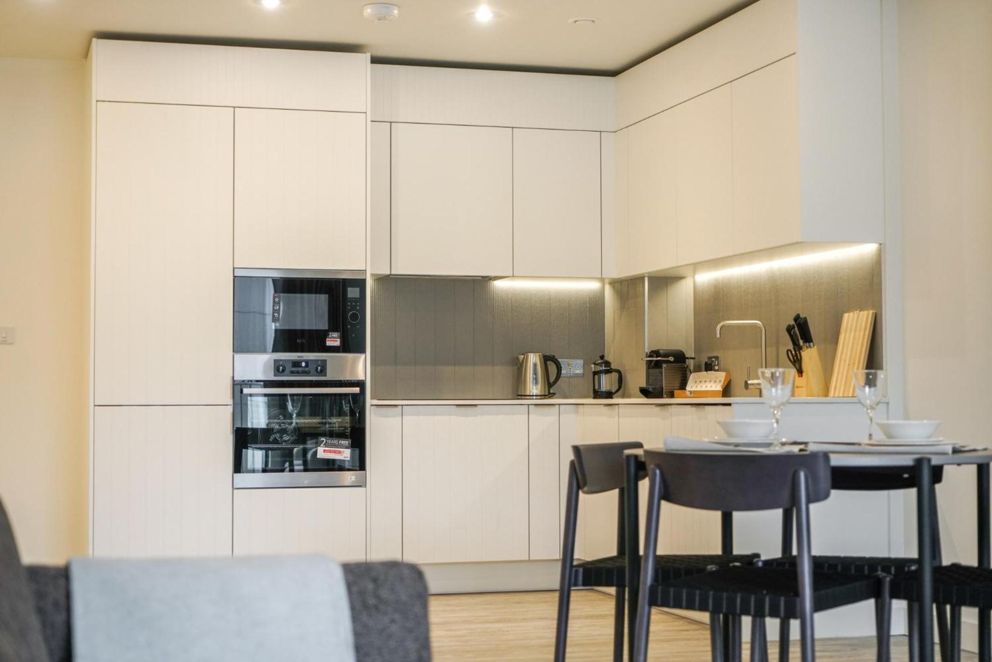 One And Two Bedroom At Coppermaker Square In Lively Stratford * London