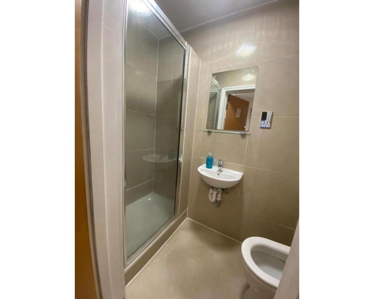Lejlighed 80 Inverness Terrace *