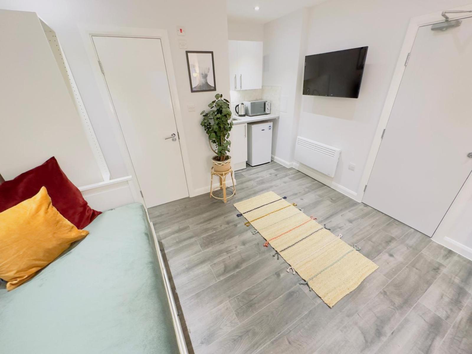 Apartment Hackney By Sleepy