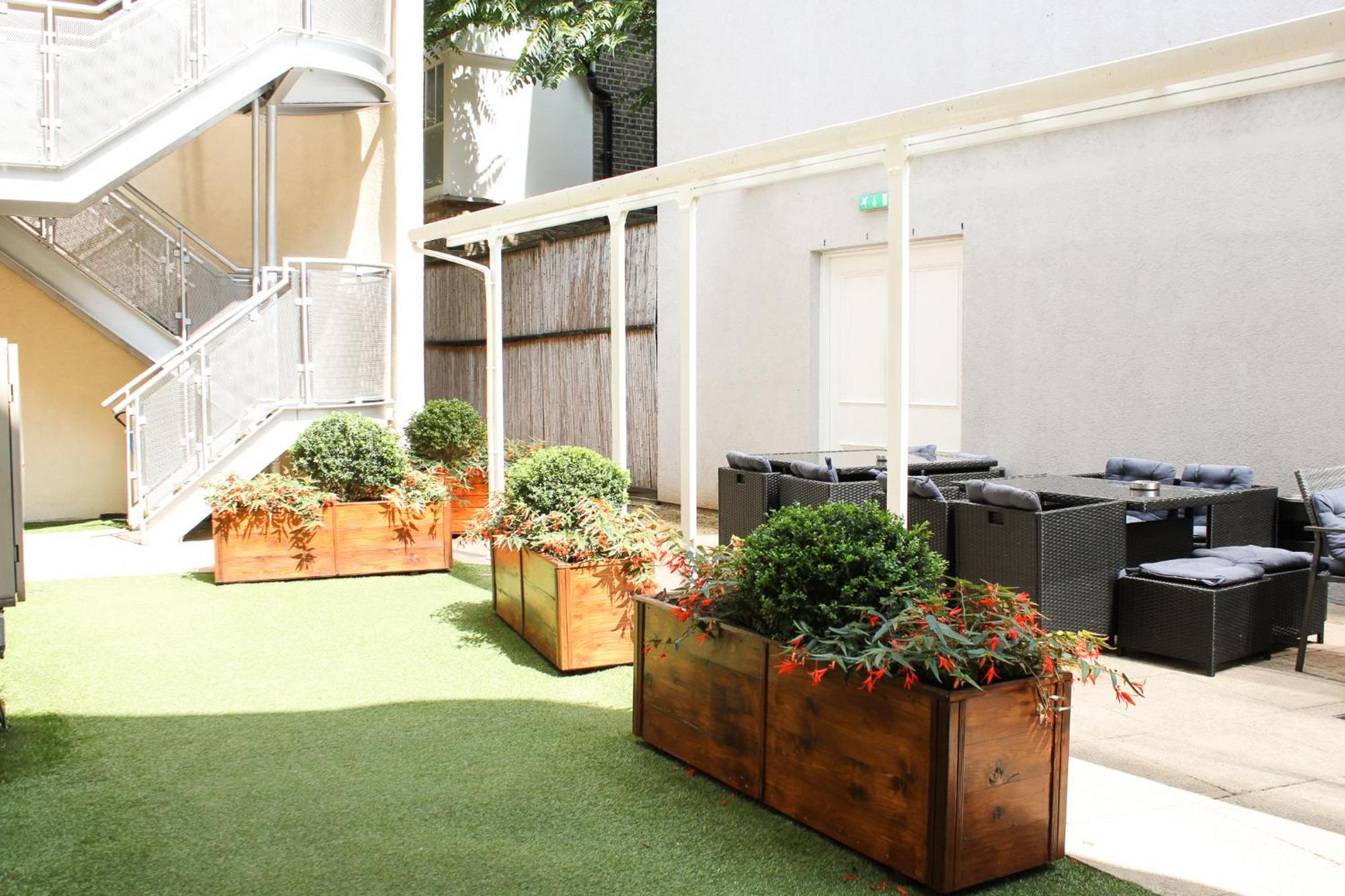 Grand Plaza Serviced Aparthotel