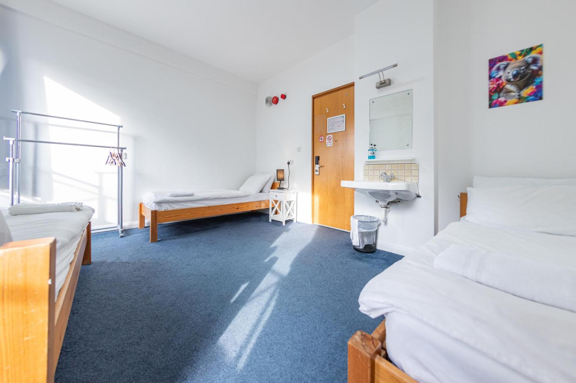 Pax Auberge de jeunesse *