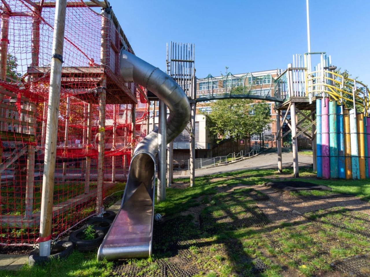 Multi-award Winning 7 Storey - Near Shoreditch Feriehus *