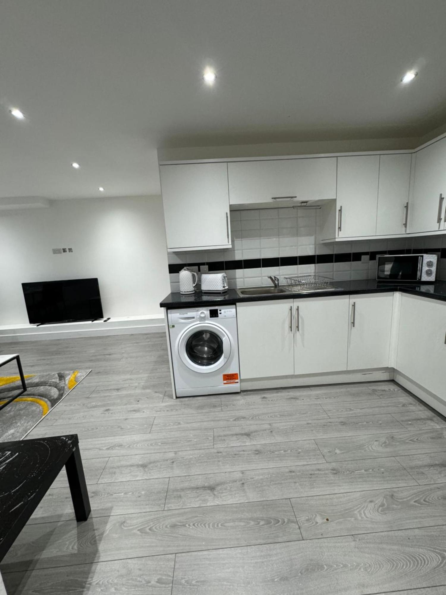 Fully Furnished 1 Bedroom Flat Londres