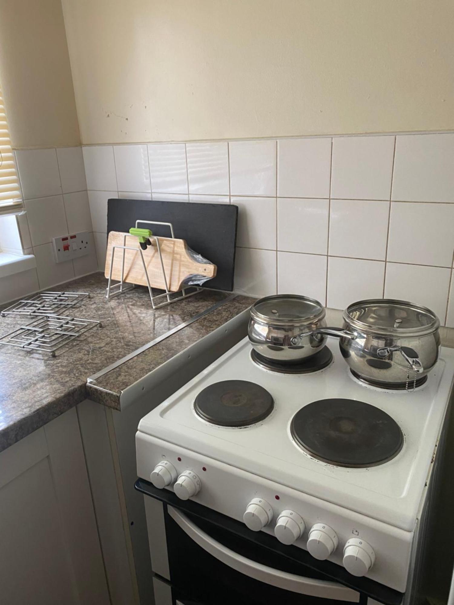 Fabulous Furnished In Beckton Appartamento *