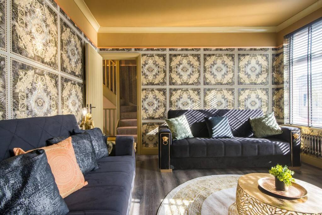 Lejlighed Luxury Versace 2 Bed, Hot Tub, Pool Table, Sky Tv