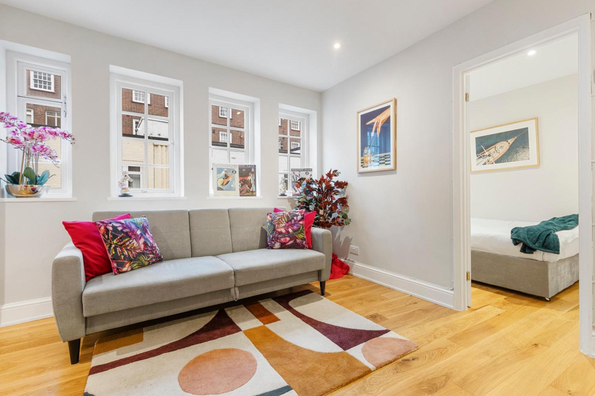 Family Mews Next To Hyde Park Holiday home *