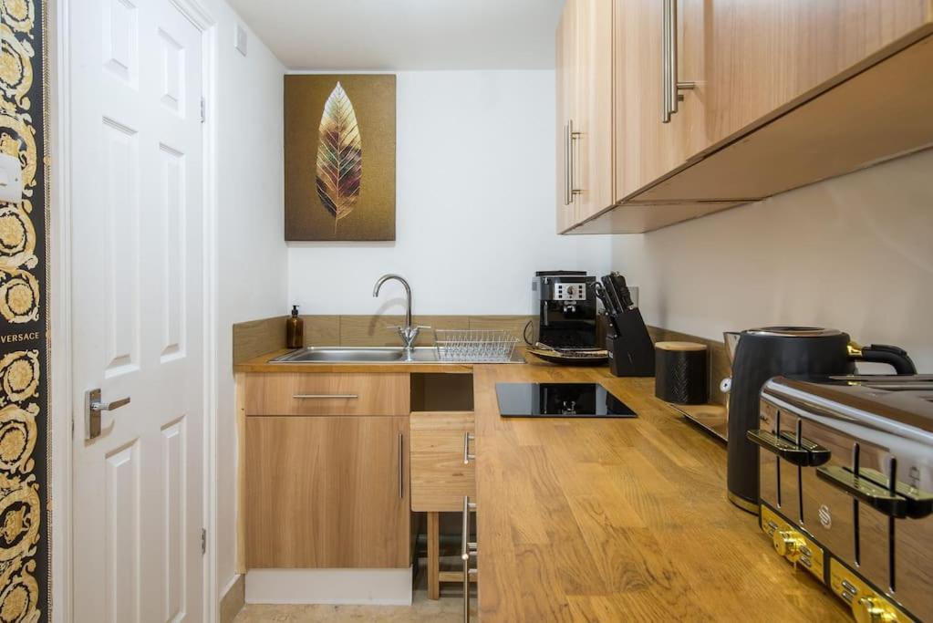 Lejlighed Luxury Versace 2 Bed, Hot Tub, Pool Table, Sky Tv *