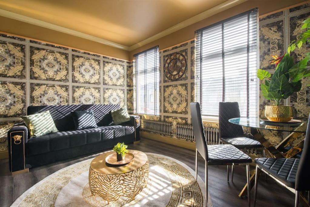 Lejlighed Luxury Versace 2 Bed, Hot Tub, Pool Table, Sky Tv London