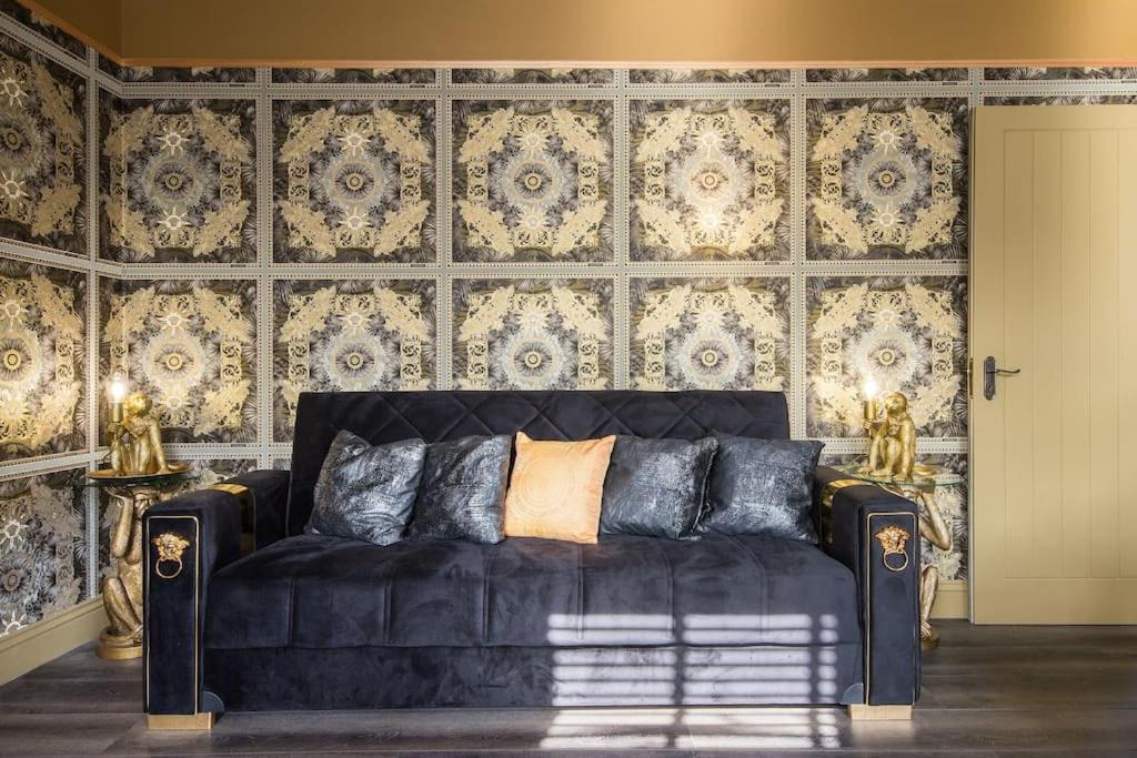 Lejlighed Luxury Versace 2 Bed, Hot Tub, Pool Table, Sky Tv