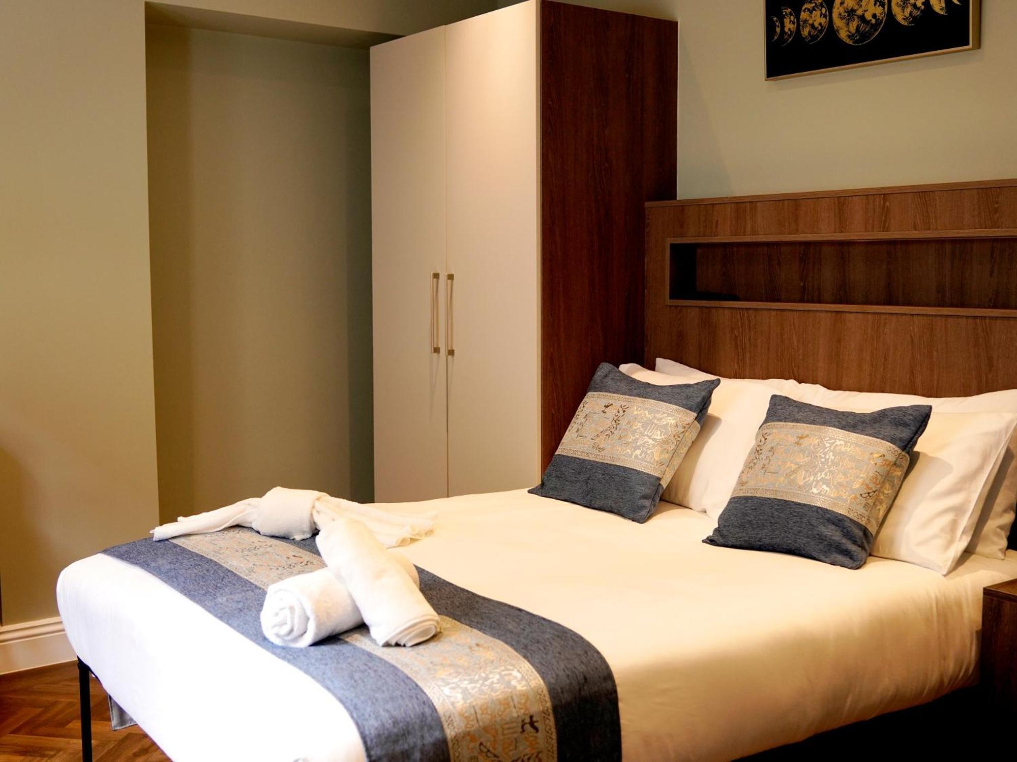 Imperial York Street Apartment London