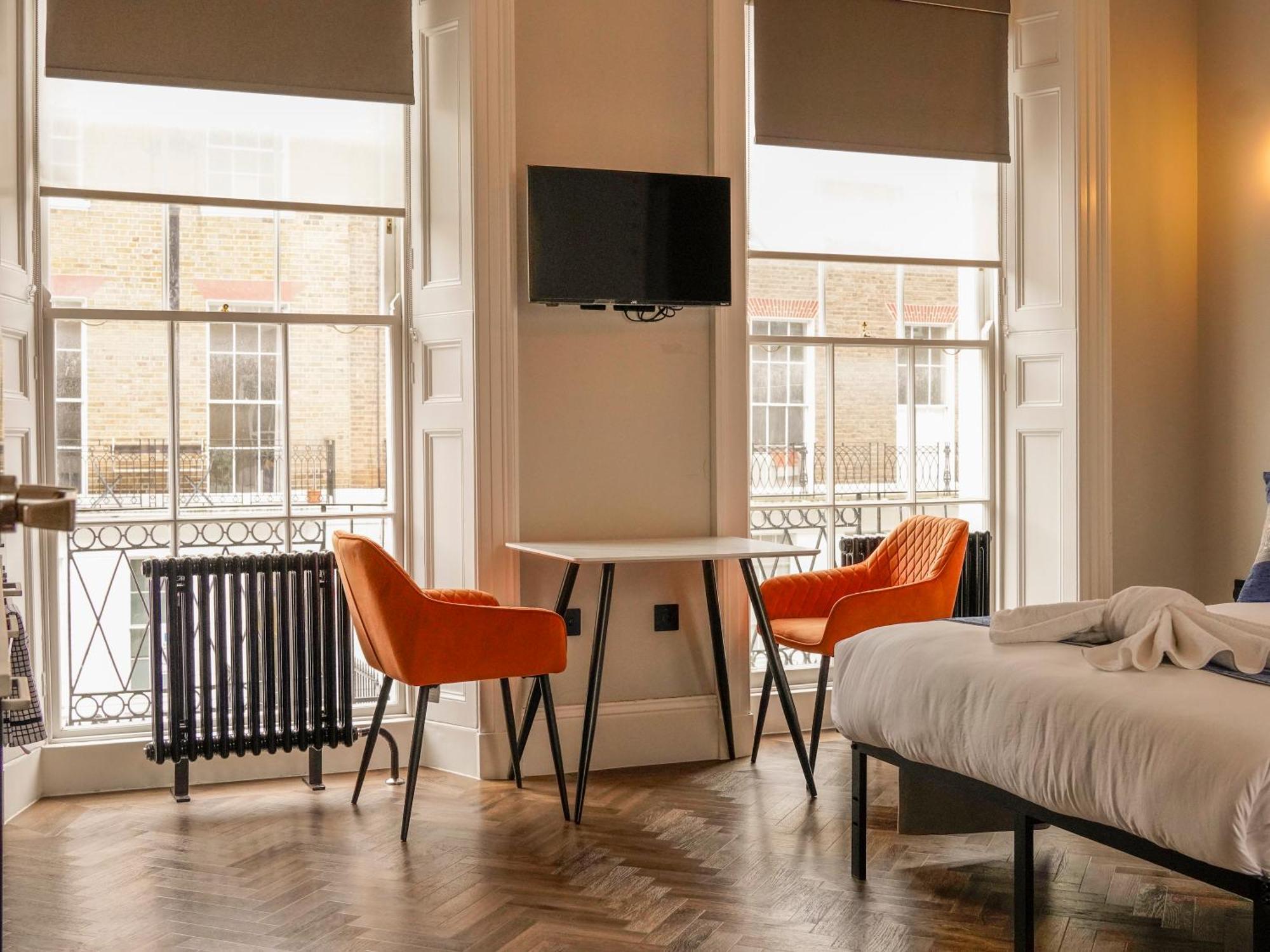 Imperial York Street Apartment *