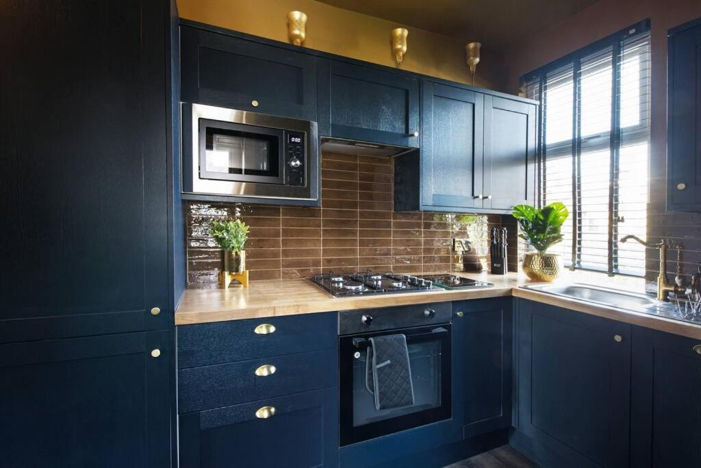 Lejlighed Luxury Versace 2 Bed, Hot Tub, Pool Table, Sky Tv London