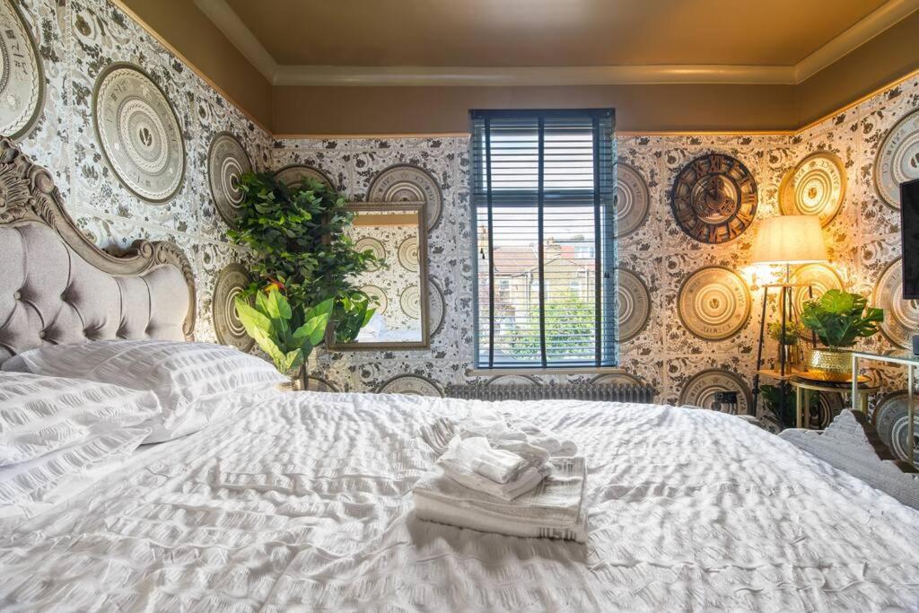 Luxury Versace 2 Bed, Hot Tub, Pool Table, Sky Tv Lejlighed