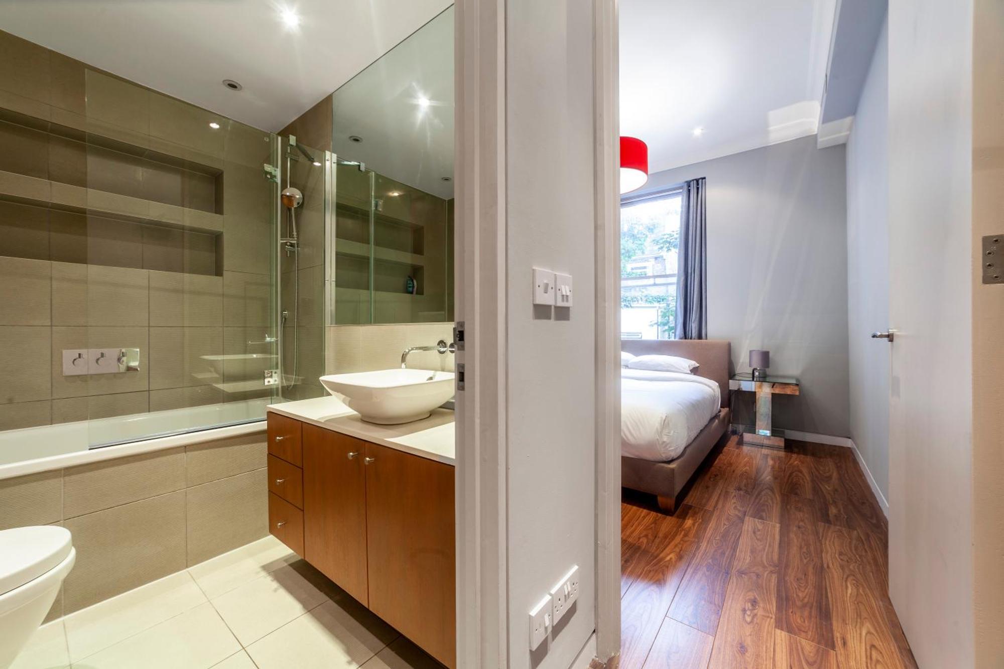 Bright & Modern 1bdr Flat Near Lakeside Road Appartement Londen