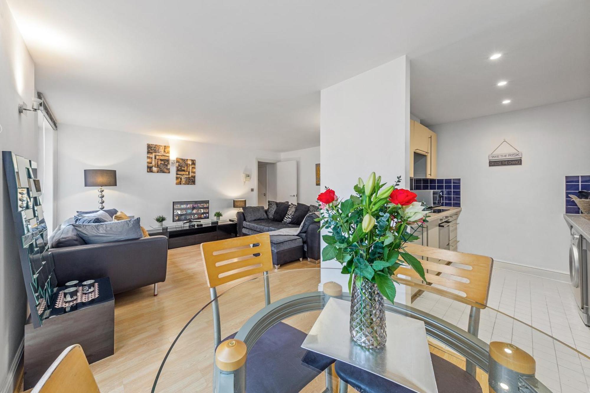 Superb Business Travellers Tower Of Londen