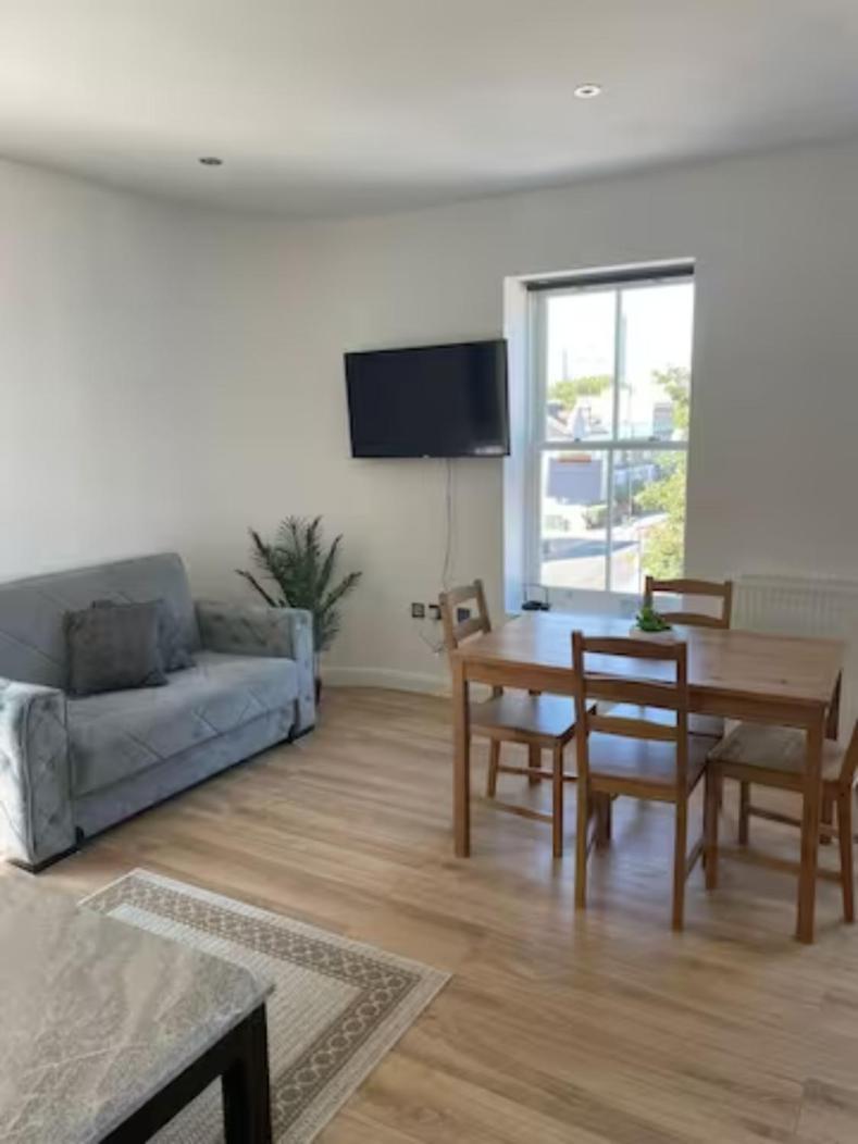 Battersea Central Flat For 4 15 Mins To Eye/power Station Bs4 Appartamento *