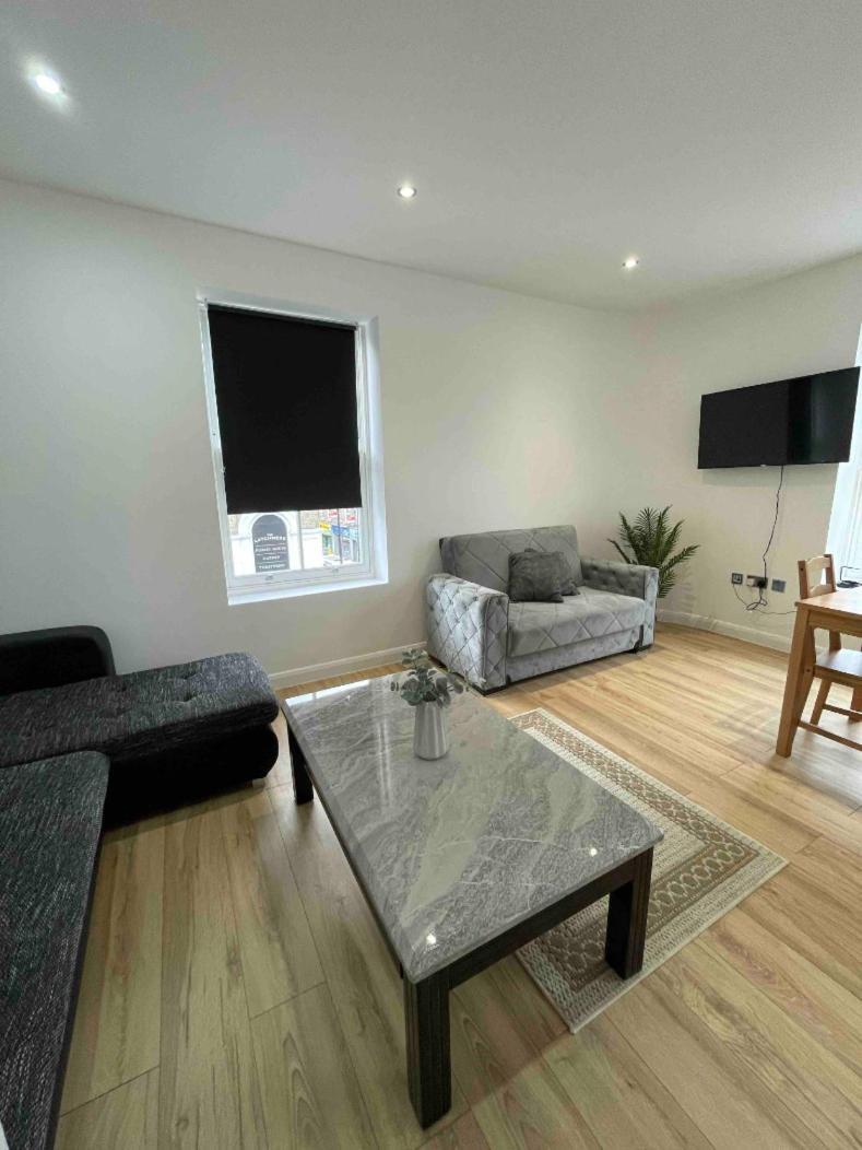 Battersea Central Flat For 4 15 Mins To Eye/power Station Bs4 Appartamento