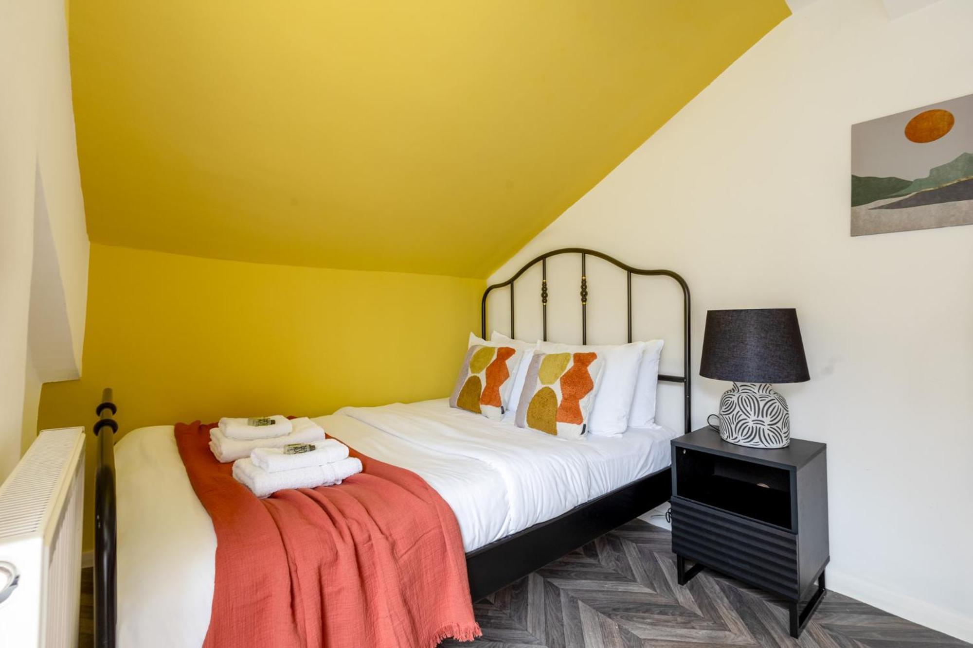 Appartement Peacefully Set 2level 2br Btw Brixton & Camberwell Londen