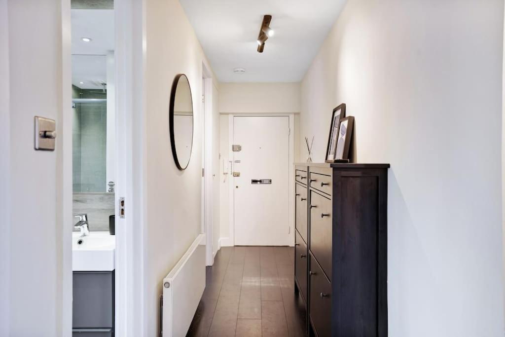 The Camden Bright & Beautiful 2-bed Retreat Appartamento *