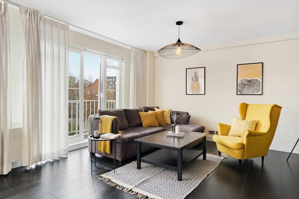 The Camden Bright & Beautiful 2-bed Retreat Appartamento