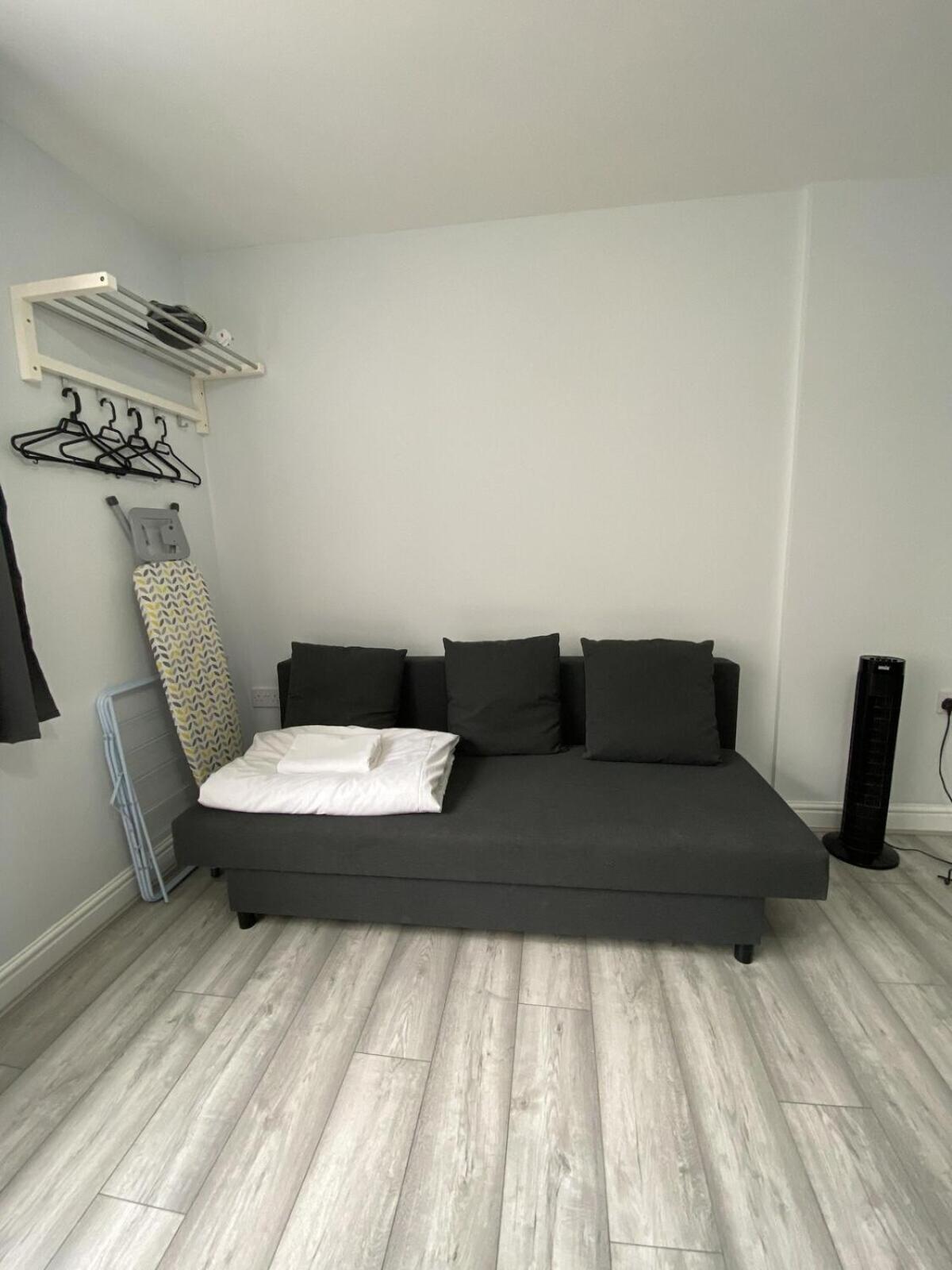 Budget Center Aldgate - Tower Bridge * Londra
