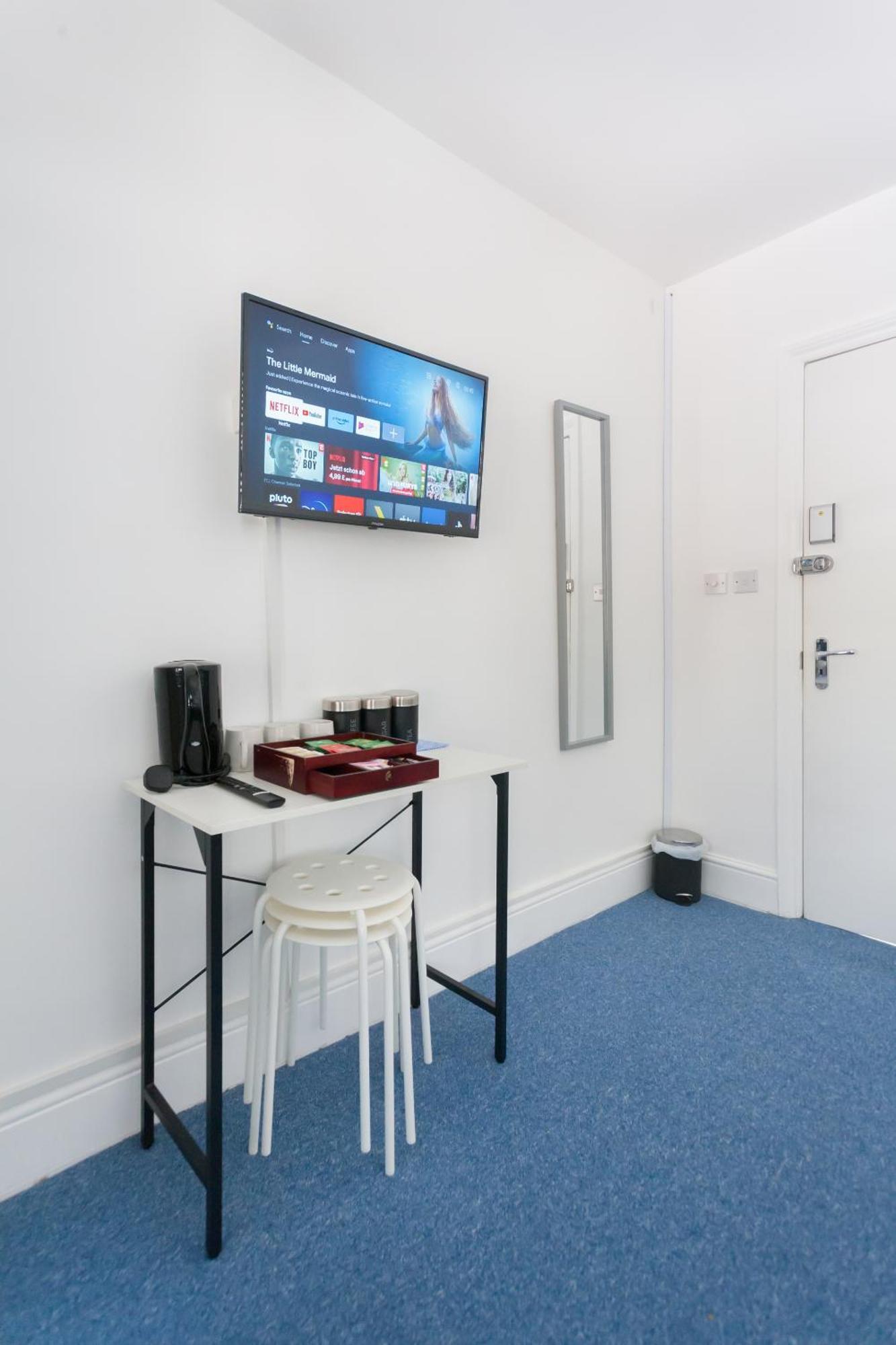 Budget Center Aldgate - Tower Bridge Londra