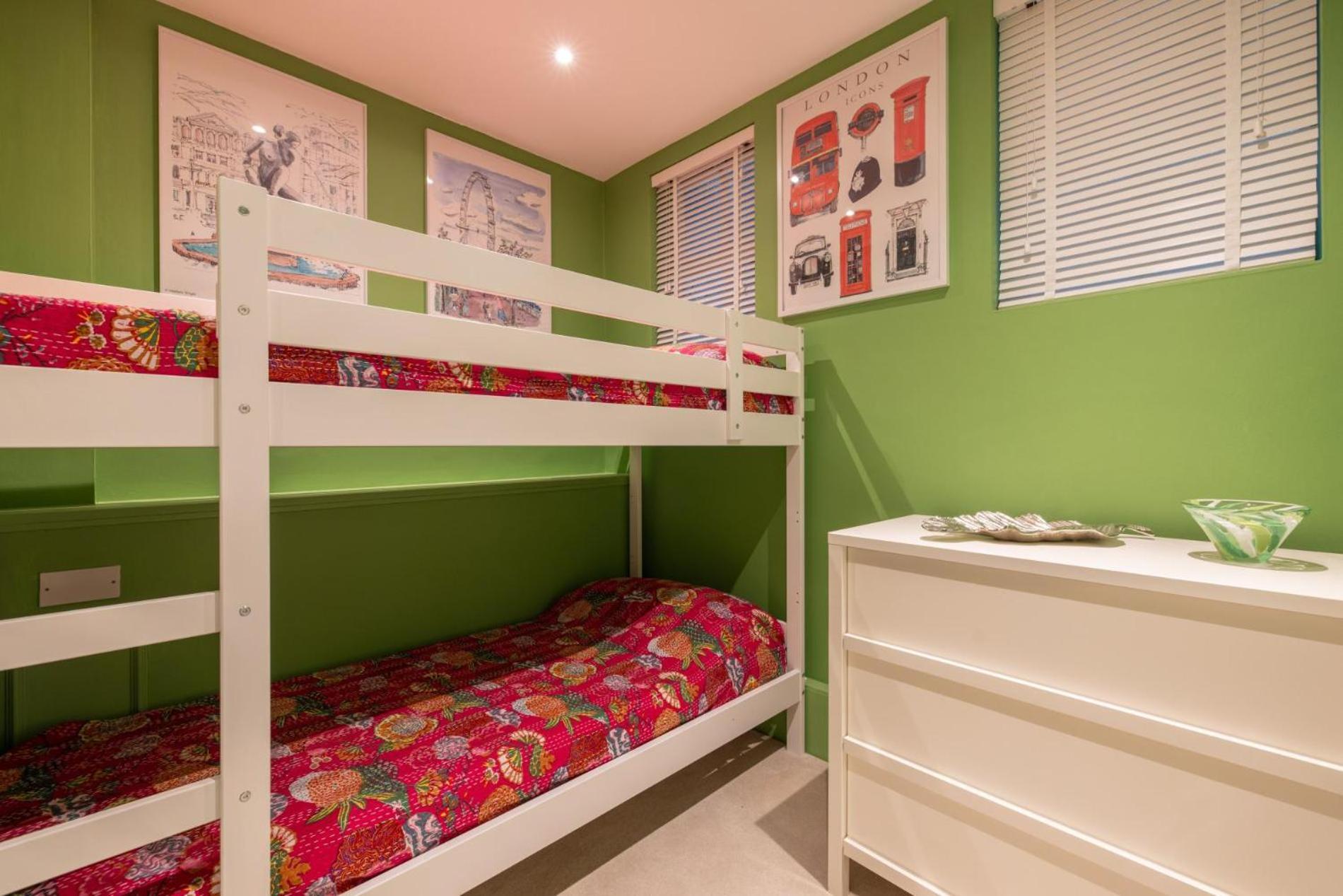 Cosy And Stylish Chelsea 2 Bedroom Flat Lägenhet London