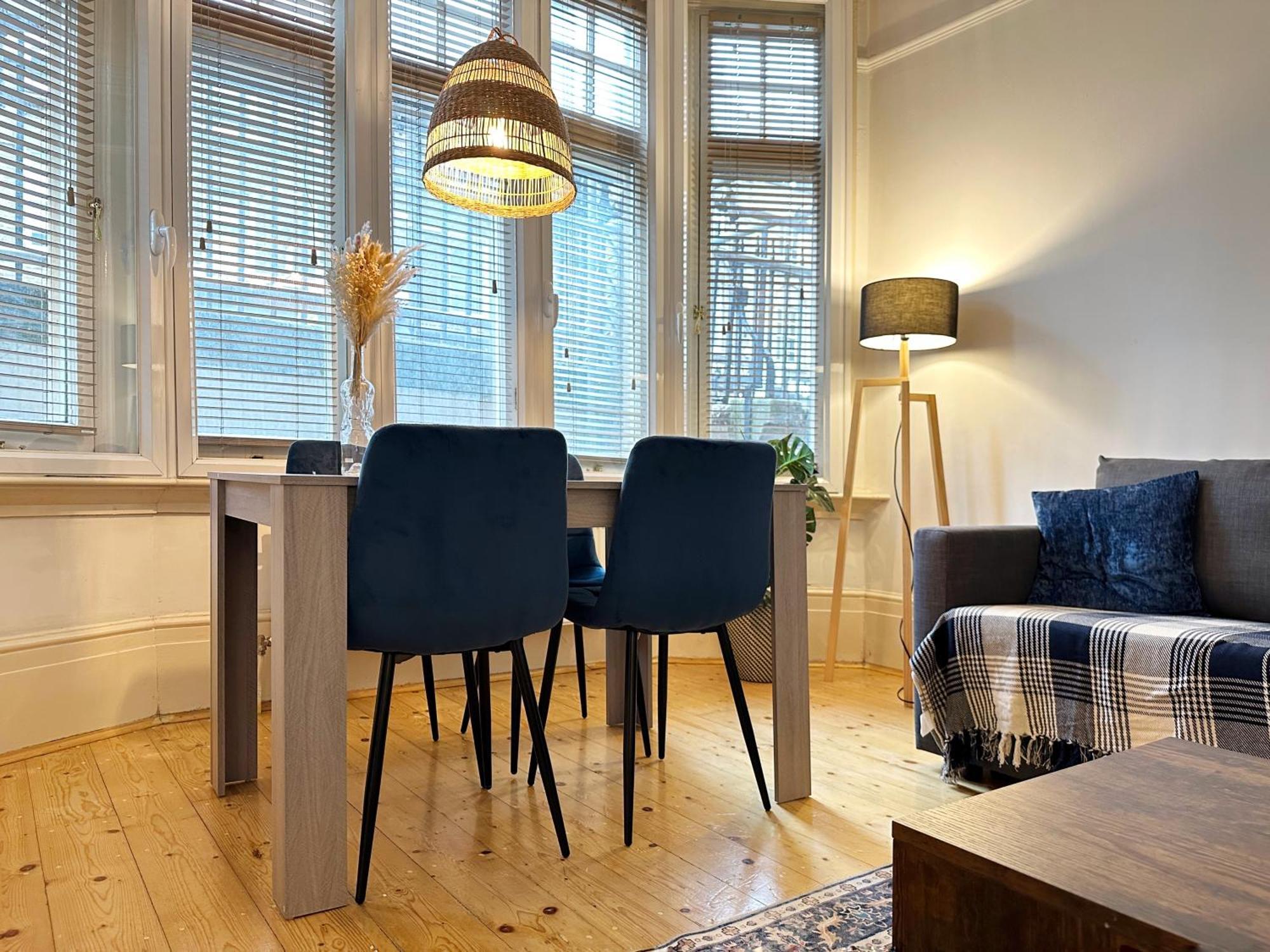 Oliver Place In Holborn - 2 Double Beds, 1 Sofa Bed, Great Location Lägenhet London