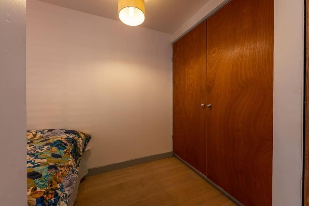 Appartamento Lovely Self-contained Basement With Kitchen *