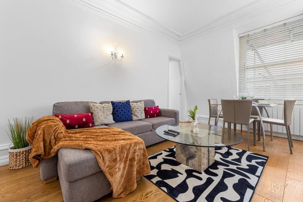 1br Harrods Hydepark Knightsbridge Kb91 Leilighet London